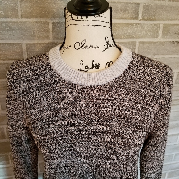 Peruna Sweater Color Black and Cream.!!. - Picture 3 of 15